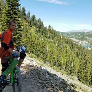 Meet your Posher, Adam